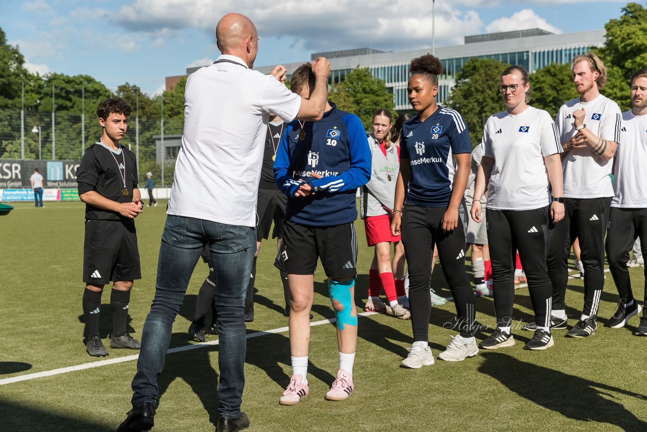Bild 151 - wBJ Lotto Pokal Finale  Eimsbuetteler TV - Hamburger SV : Ergebnis: 0:3